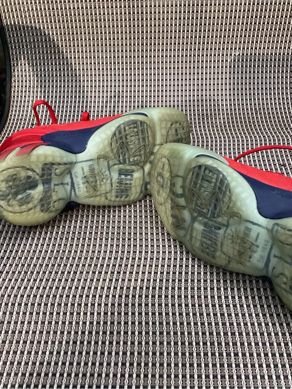 Adidas DOM Issue 2 - Picture 5 of 6
